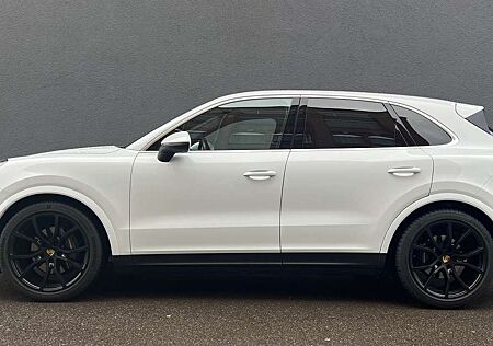Porsche Cayenne Basis