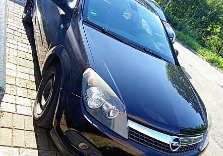 Opel Astra GTC 1.6 Coupe