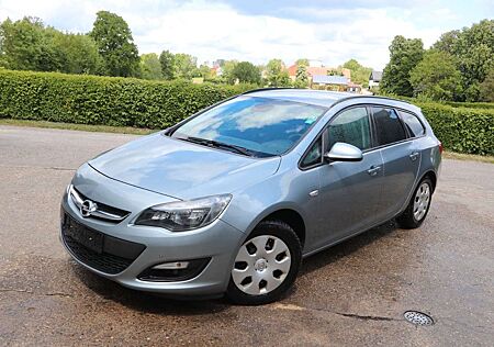 Opel Astra J Sports Tourer Style AHK LED Navi Kamera
