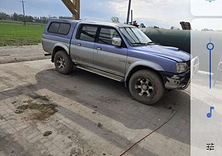 Mitsubishi Pajero Sport 2.5 TD+ Intense