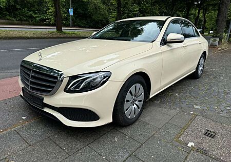 Mercedes-Benz E 200 d LIM. 1 HAND*KAMERA*