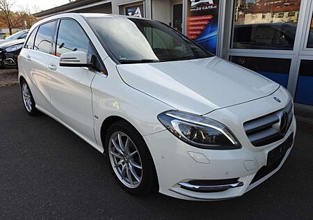 Mercedes-Benz B 180 B-Klasse BlueEFFICIENCY Edition 1