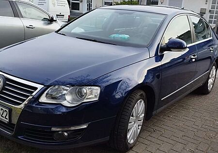 VW Passat Volkswagen 2.0 FSI Trendline