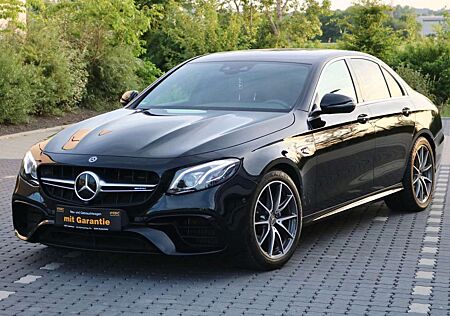 Mercedes-Benz E 63 AMG 4Matic+ /LEDER/KAMERA/NAVI