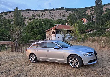 Audi A6 Avant 3.0 TDI DPF multitronic sport selection
