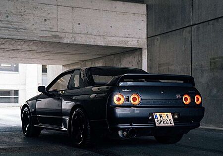 Nissan Skyline R32 GTR Vspec 2