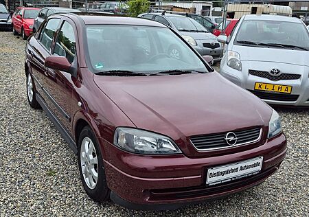 Opel Astra 1.6 Elegance