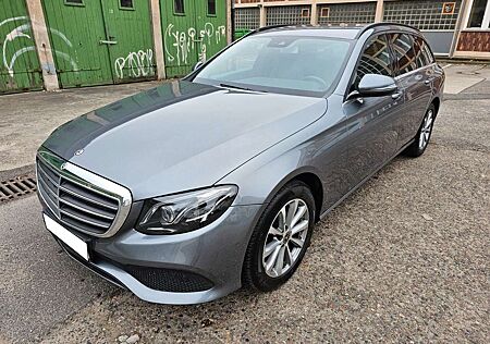 Mercedes-Benz E 200 E -Klasse T-Modell d