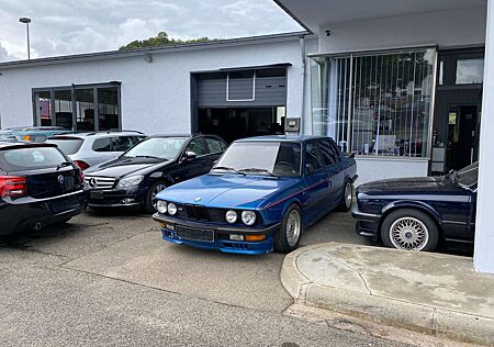 BMW 528 M528i