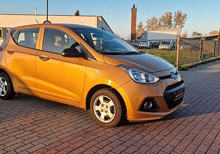 Hyundai i10 Classic -1.0 - TÜV/ AU NEU *Klimaautomatik*