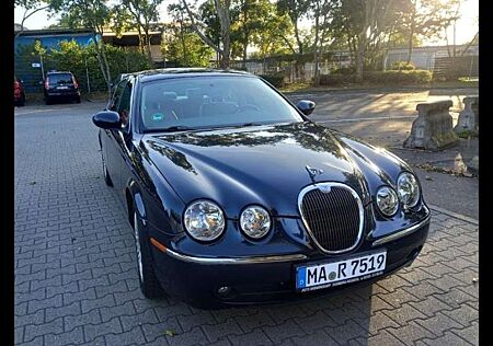 Jaguar S-Type Diesel 2.7 Twin Turbo Diesel Aut. Executive