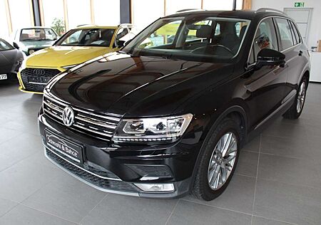 VW Tiguan Volkswagen 2.0 TDI Highline BMT*NAVI*LED*VIRT*AHK*