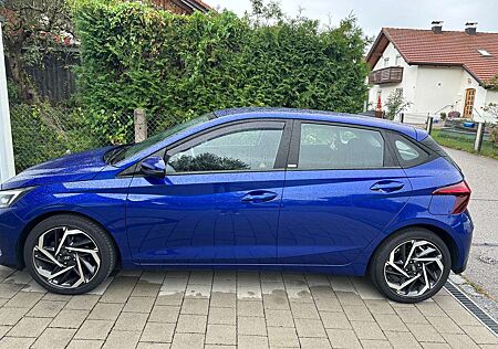 Hyundai i20 1.0 T-GDI Intro
