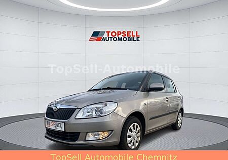 Skoda Fabia 1.2l TSI 63kW Ambiente Klima AHK 2.Hand