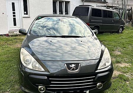 Peugeot 307 CC 140 Automatik Tendance