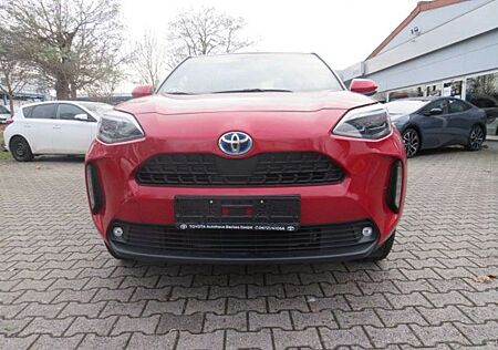 Toyota Yaris Cross Hybrid FWD Team Deutschland