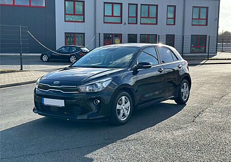 Kia Rio Dream Team 1.4 Navi, Kamera, 8-fach bereift