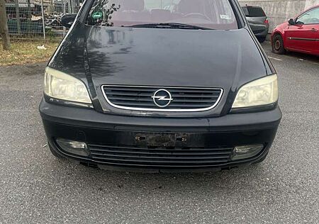 Opel Zafira 1.8 16V Edition 2000