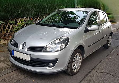 Renault Clio 5-Türer 1.2 16V Edition Dynamique