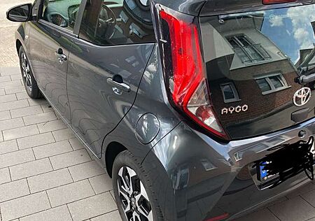 Toyota Aygo x-play