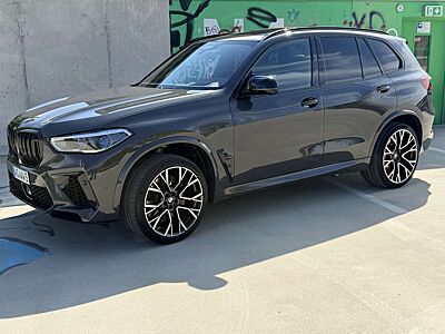 BMW X5 M Competition Laser AHK B&W Massage Sky Pano Garanti
