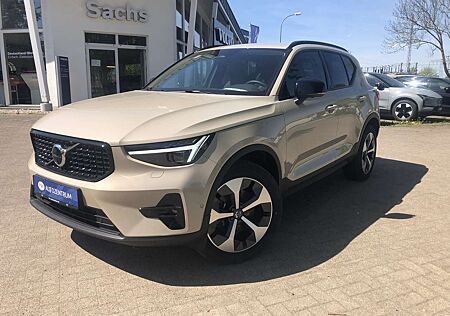 Volvo XC 40 XC40 B3 Plus Dark Pixel LED