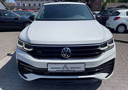 VW Tiguan Volkswagen R-Line Black 4x4 Suzuka Panorama Digital