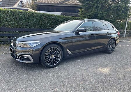 BMW 530i 530 Touring Aut. Luxury Line Standheizung LED etc