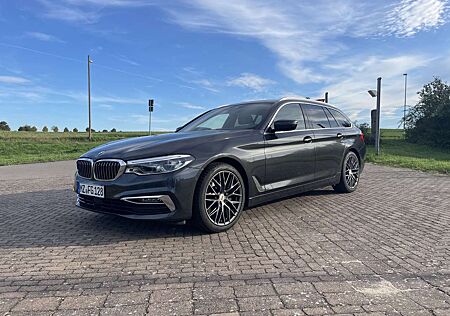 BMW 530i 530 Touring Aut. Luxury Line Standheizung LED etc