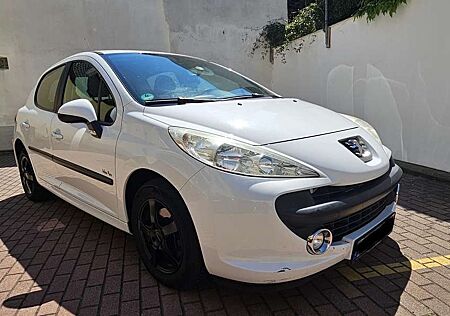 Peugeot 207 75 Filou