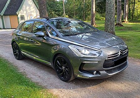 Citroën DS5 Citroen e-HDi 110 EGS6 Chic