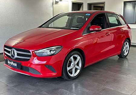 Mercedes-Benz B 180 d Style*Kaemera*Klappe*Navi
