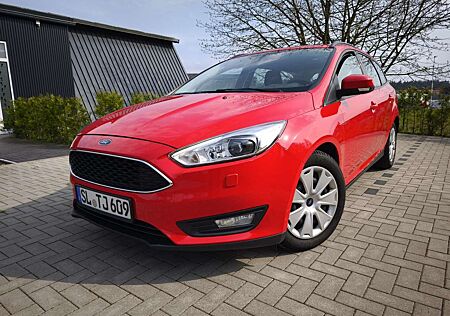Ford Focus Turnier 1.5 mit TÜV 01.2026 Euro 6