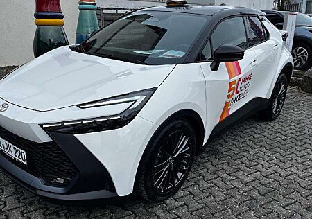 Toyota C-HR Hybrid FWD Teamplayer