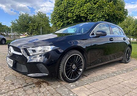 Mercedes-Benz A 180 A-Klasse Diesel d 7G-DCT
