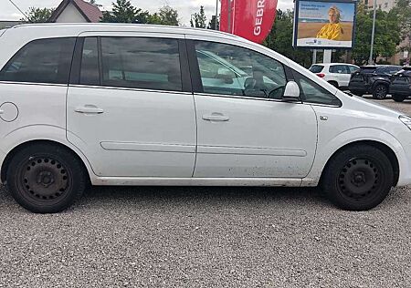Opel Zafira 1.8 Family