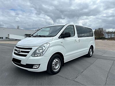 Hyundai Starex H-1 8 Sitze Automatik Leder AHK Tempomat