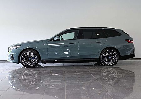 BMW i5 40 eDrive Touring M Sport M Bremse HUD ACC