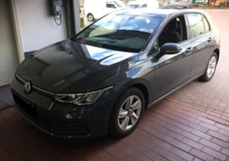 VW Golf Volkswagen VIII 1.5TSI *Life*DigitalC+BT+LED+ACC+PDC+SHA+Stzh