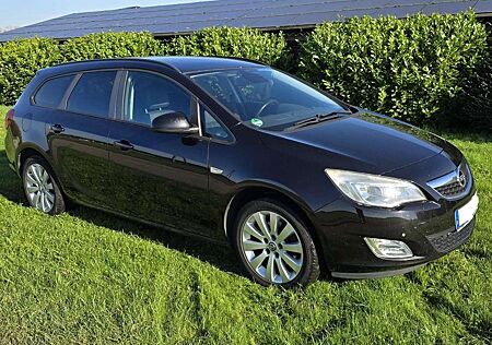 Opel Astra +2.0+CDTI+DPF+Sports+Tourer+Automatik