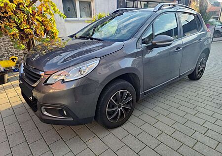 Peugeot 2008 gebraucht kaufen Peugeot 2008 Active