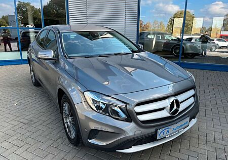 Mercedes-Benz GLA 200 CDI / Navi/Tempomat/SHZ/Schaltwippen