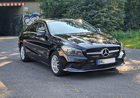 Mercedes-Benz CLA 180 (117.342)