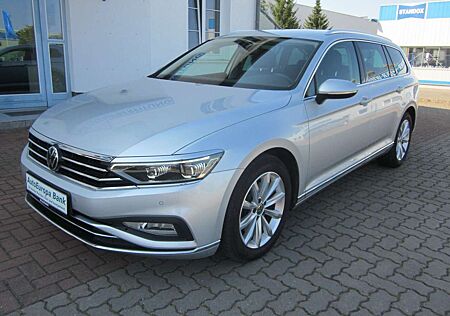 VW Passat Variant Volkswagen Passat Elegance+IQ.LIGHT+STH+AHK+17"+TEILLEDER