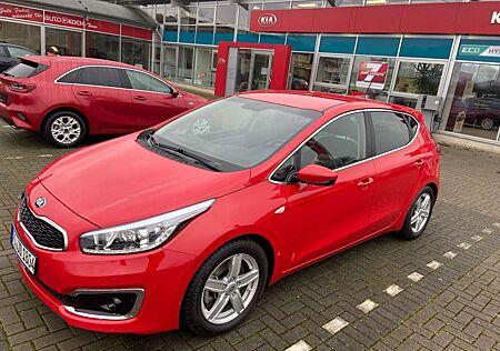 Kia Cee'd Ceed / Ceed 1.6 GDI Dream-Team Edition