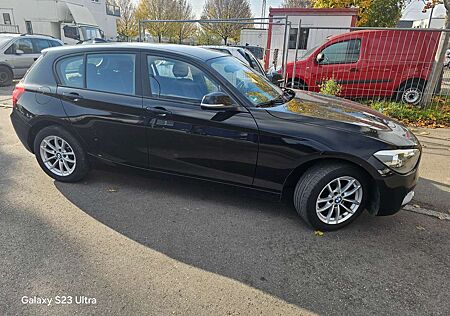 BMW 114i 114 Urban Line. Motor unruhig etwas ruckelt