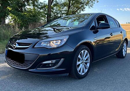 Opel Astra 1.4 Turbo Edition