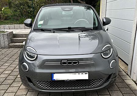 Fiat 500E La prima Cabrio