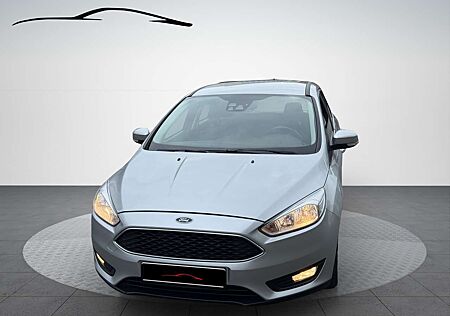 Ford Focus Business / AUTOMATIK / NAVI