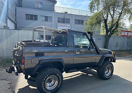 Toyota Land Cruiser HZJ 73 Cabrio 4,2 L Diesel